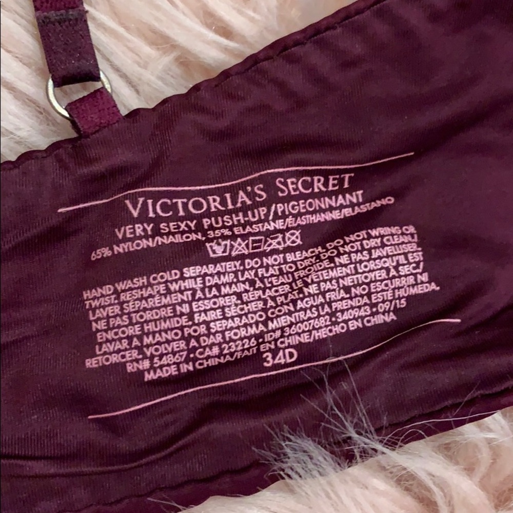 Victoria’s Secret push up bra